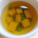 南瓜とグリーンピースのコーンスープ
